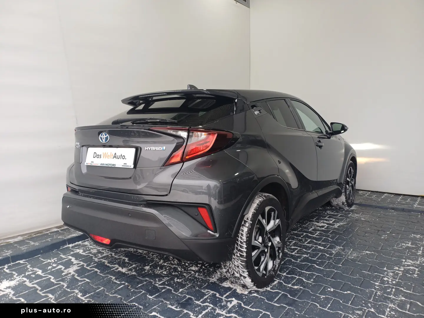 Toyota C-HR 1 8 Hybrid C-HIC CVT