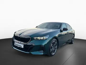 BMW 530e Limou M Sport Pro B W St Go Pano Autobahn