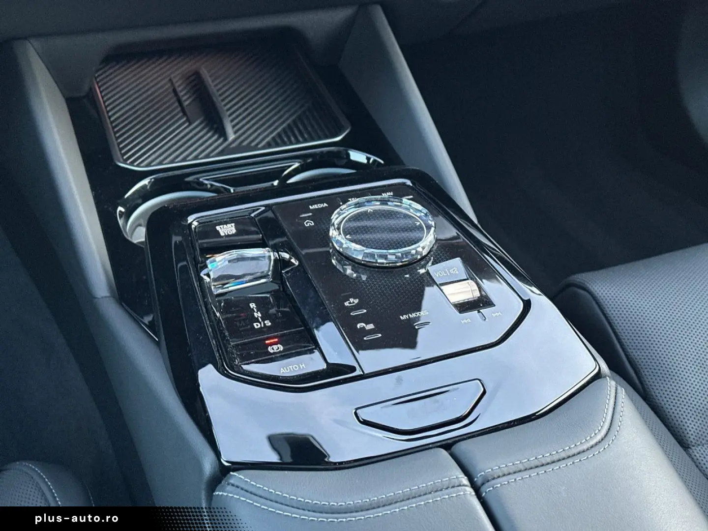 BMW 530e Limou M Sport Pro B W St Go Pano Autobahn