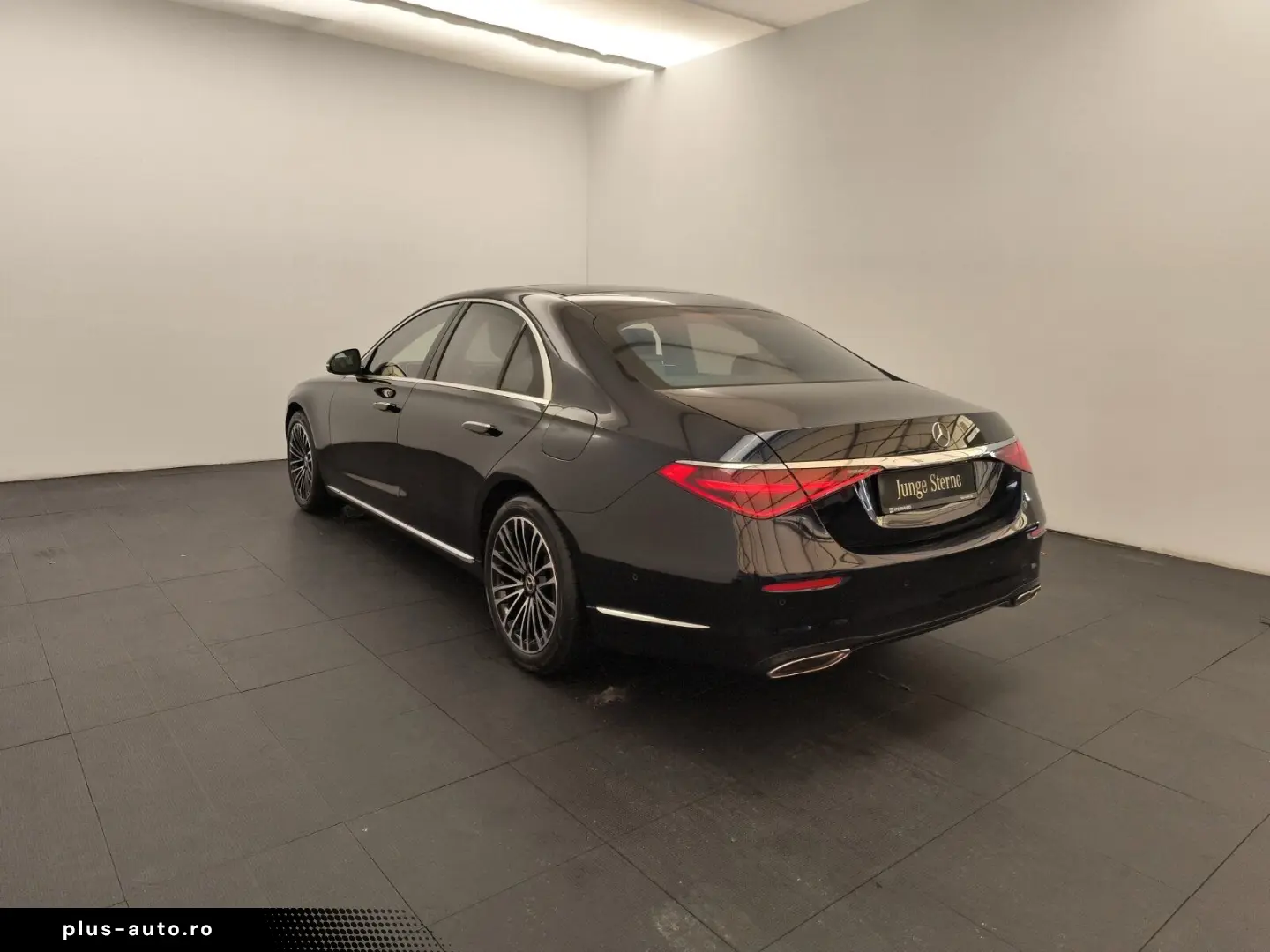 MERCEDES-BENZ S 580 e Exclusive Burmester 4D Pano Sitzklima