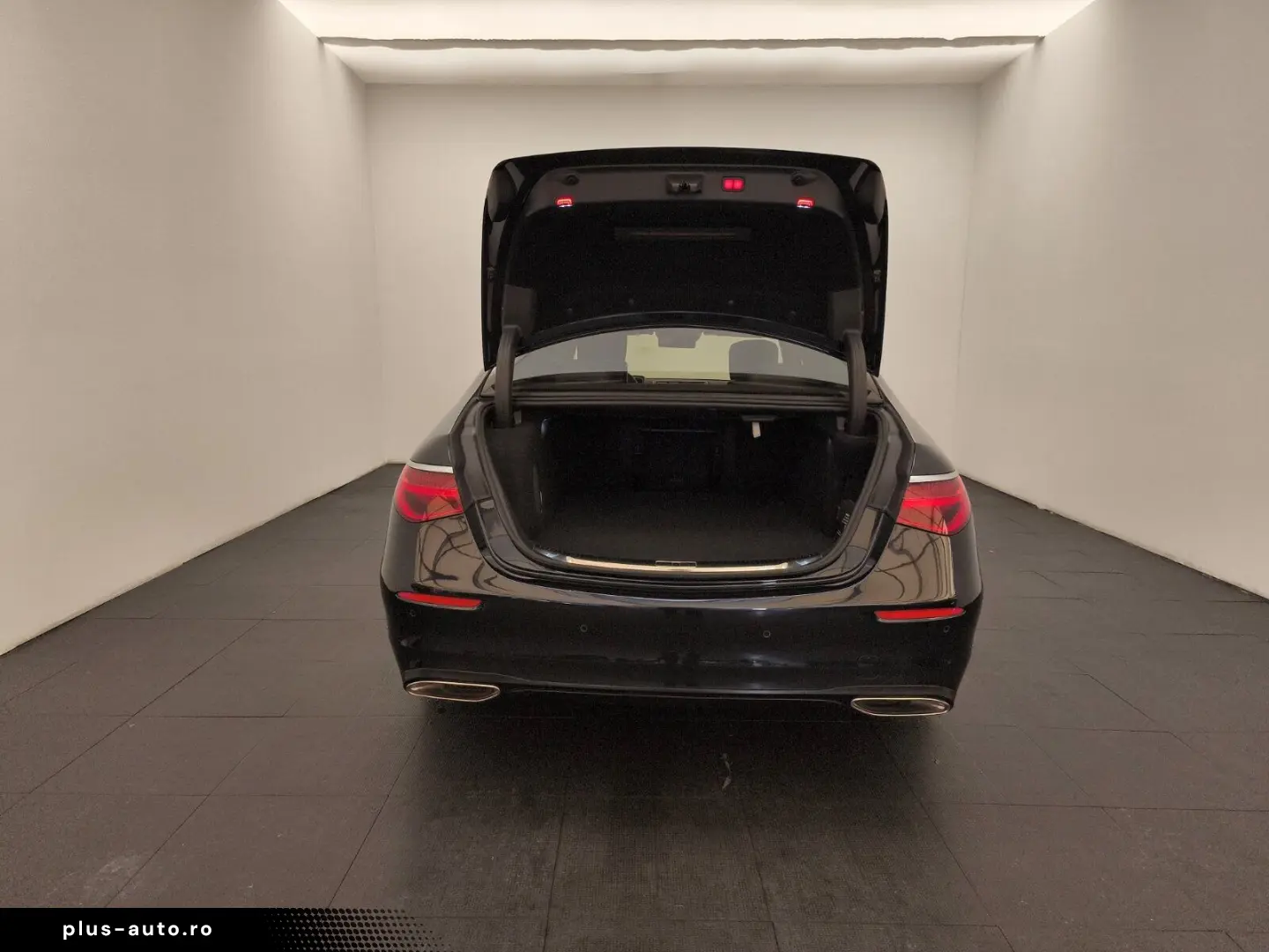 MERCEDES-BENZ S 580 e Exclusive Burmester 4D Pano Sitzklima