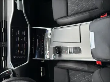 AUDI S7 Sportback 3.0 TDI quattro LED LEDER SIDE LANE