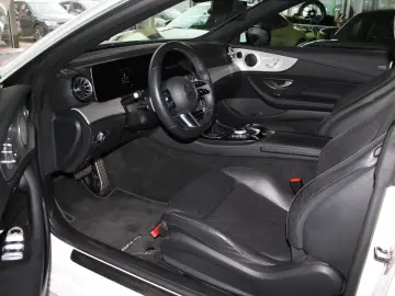 MERCEDES-BENZ E 300 d 4Matic Cabrio AMG-Line ACC 360