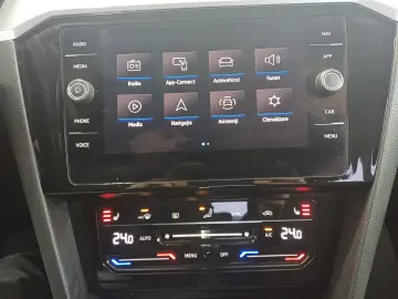 VW Passat Comfortline1.5 TSI ACT DSG