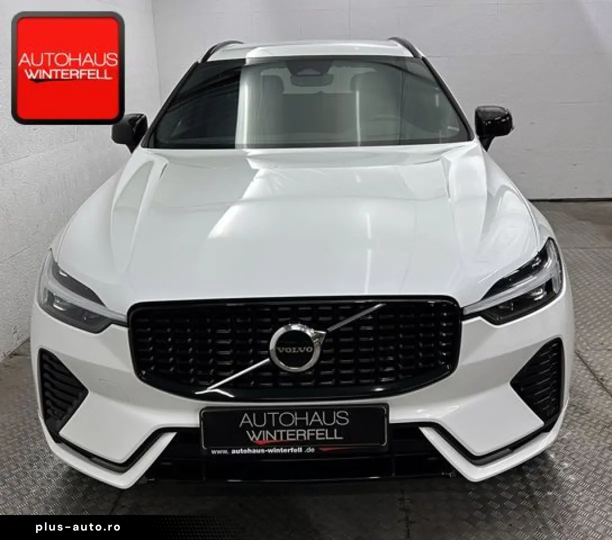 VOLVO XC60 B5 B AWD R-DESIGN HUD AHK MEMORY GOOGLE LED