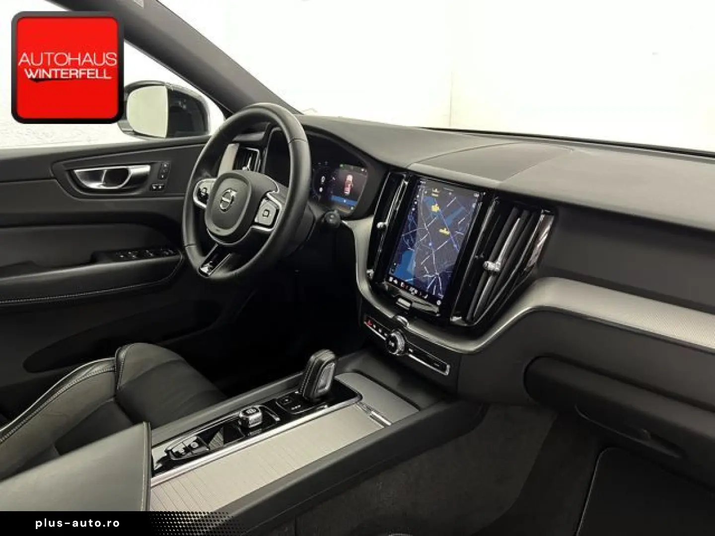 VOLVO XC60 B5 B AWD R-DESIGN HUD AHK MEMORY GOOGLE LED