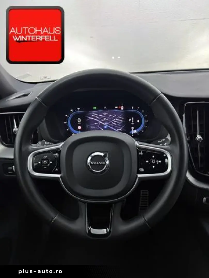 VOLVO XC60 B5 B AWD R-DESIGN HUD AHK MEMORY GOOGLE LED