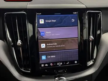 VOLVO XC60 B5 B AWD R-DESIGN HUD AHK MEMORY GOOGLE LED