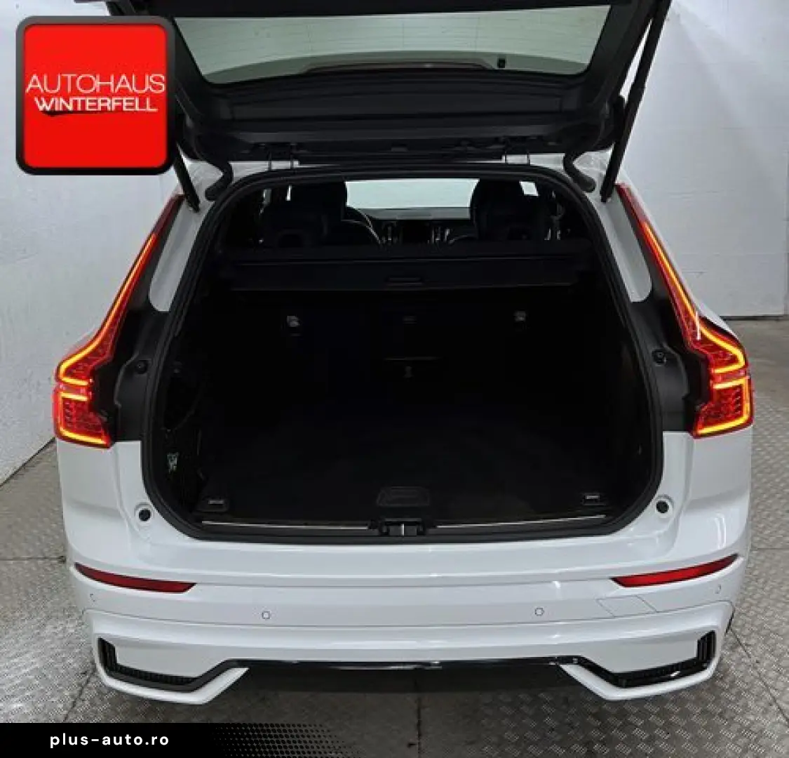 VOLVO XC60 B5 B AWD R-DESIGN HUD AHK MEMORY GOOGLE LED