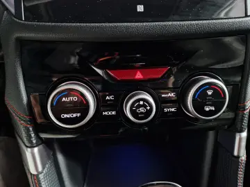 SUBARU FORESTER E-BOXER HYBRID 4X4 SYMMETRICAL  150CP 2021