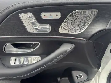 MERCEDES-BENZ GLS 450 AMG SitzKlima SoftClose Pano H&hellip;