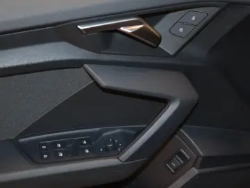 AUDI A3 35 TFSI SB-Virtual-Navi-LED-ACC-SHZ-KESSY-