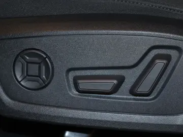 AUDI A3 35 TFSI SB-Virtual-Navi-LED-ACC-SHZ-KESSY-