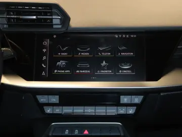 AUDI A3 35 TFSI SB-Virtual-Navi-LED-ACC-SHZ-KESSY-