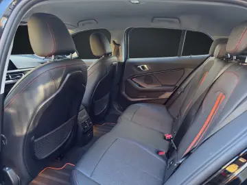 BMW 118 i Limousine Sport Line  TÜV NEU TEMP KAM