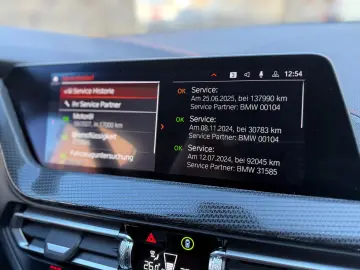 BMW 118 i Limousine Sport Line  TÜV NEU TEMP KAM