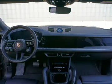 PORSCHE Cayenne Coupe E-Hybrid