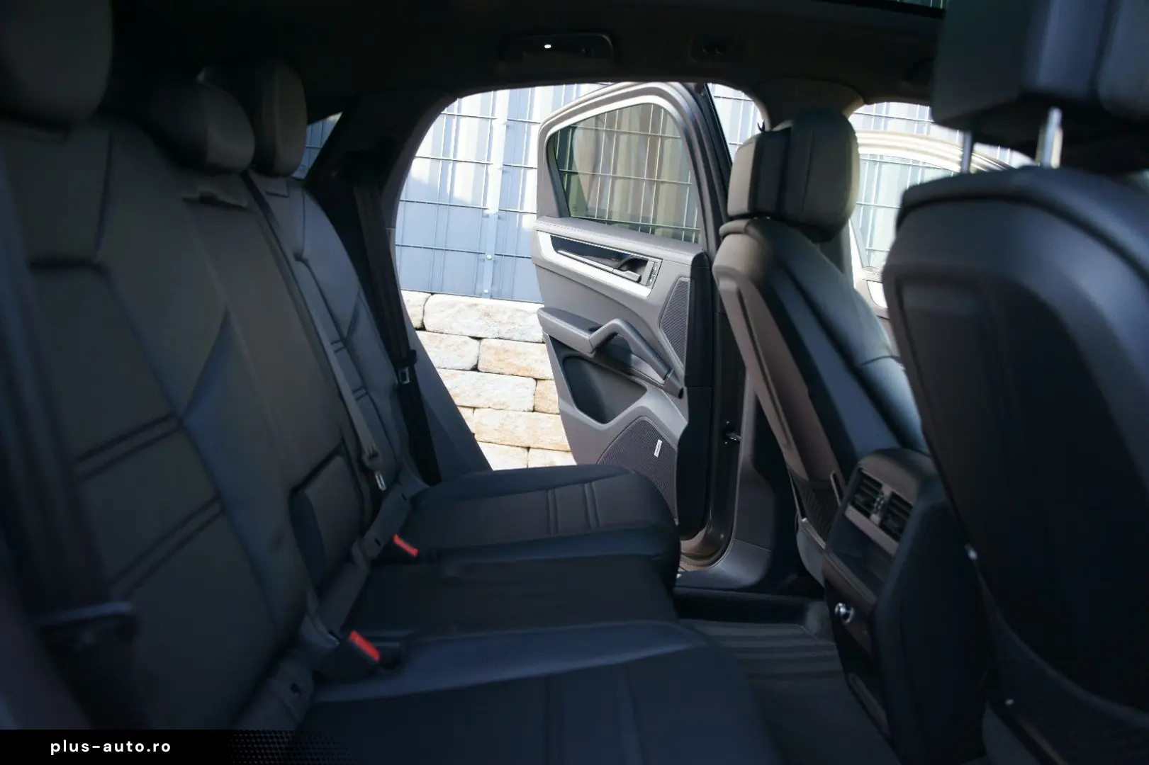 PORSCHE Cayenne Coupe E-Hybrid