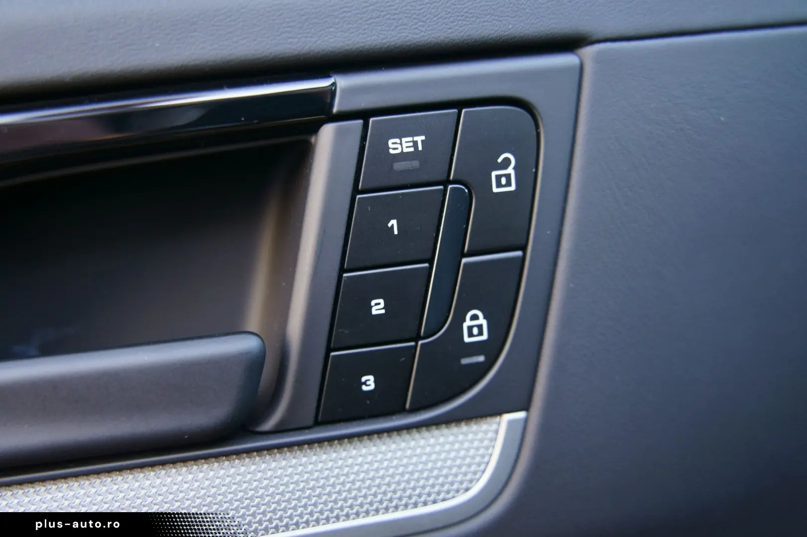 PORSCHE Cayenne Coupe E-Hybrid