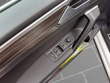 VW Tiguan Allspace Elegance 2.0 TDI IQ.LIGHT LED-MA