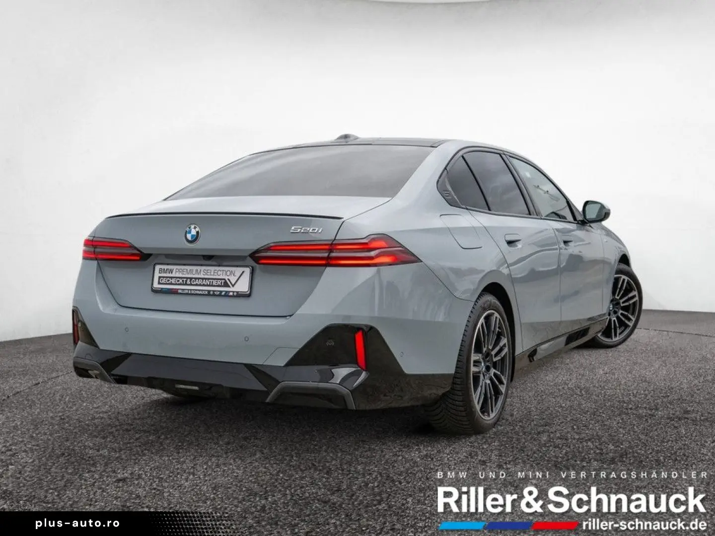 BMW 520i M-Sport Pro PANO STANDHZG 360 KAM HUD