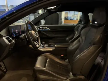 BMW M4 xDrive COMPETITION H&K CARBON LED BLUE LED