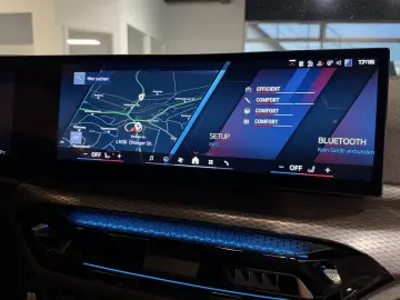 BMW M4 xDrive COMPETITION H&K CARBON LED BLUE LED