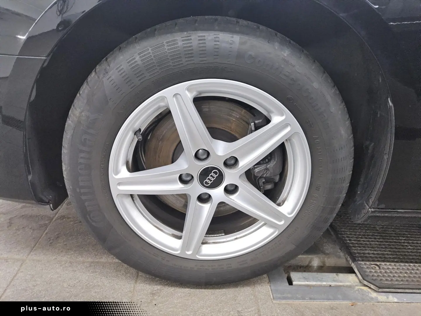 AUDI A4 35 TDI T-Leder Navi  virtual LED Sound Ahk