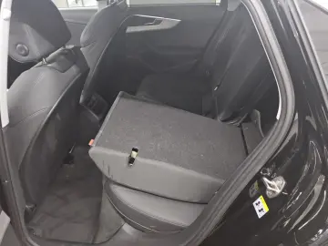 AUDI A4 35 TDI T-Leder Navi  virtual LED Sound Ahk