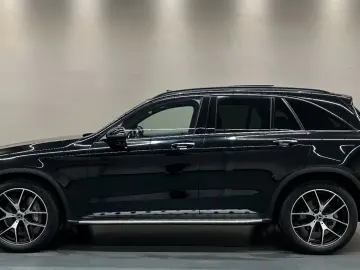 MERCEDES-BENZ GLC300 d 4M AMG LINE NIGHT PAKET PANO MEMORY