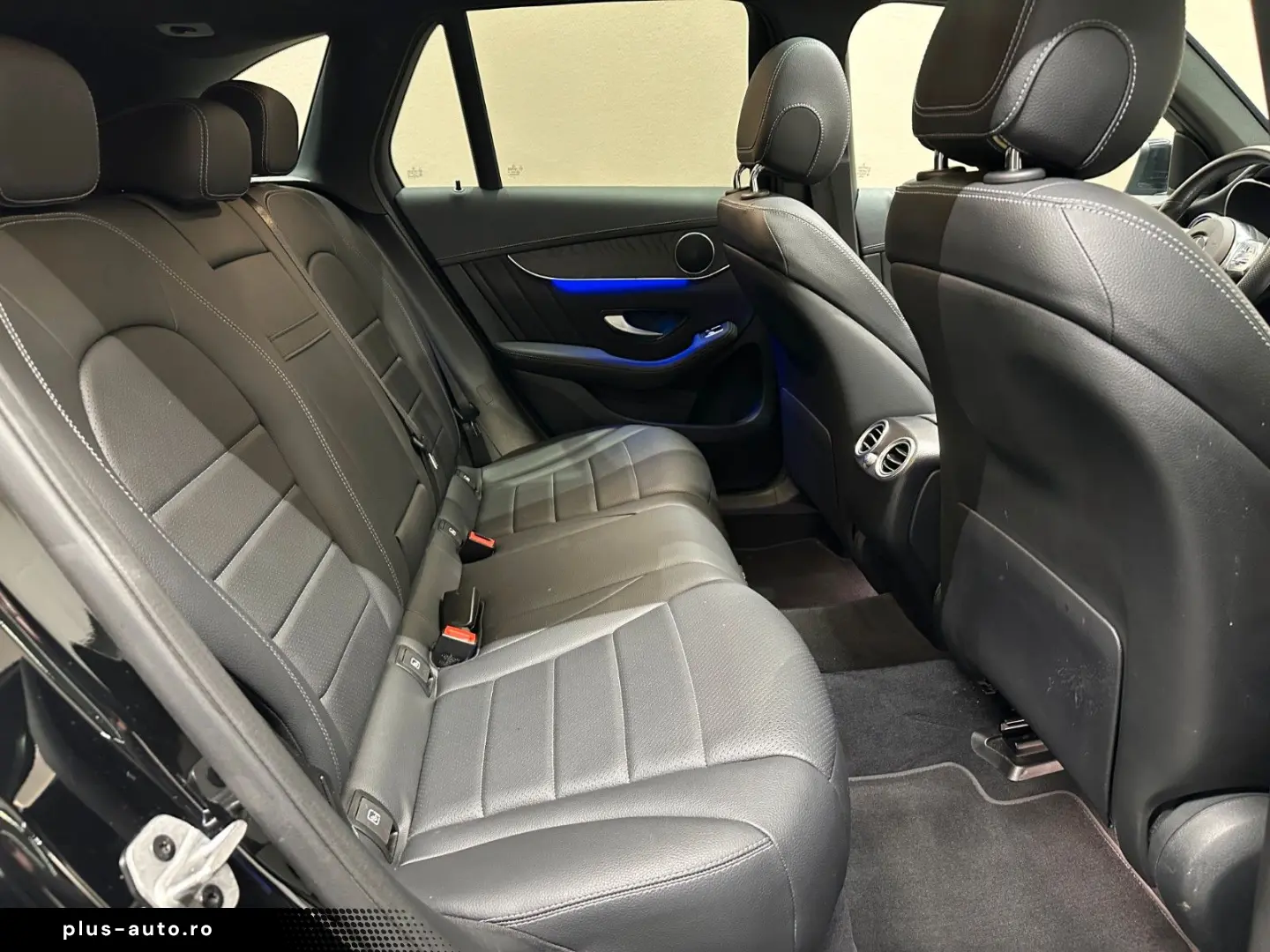 MERCEDES-BENZ GLC300 d 4M AMG LINE NIGHT PAKET PANO MEMORY