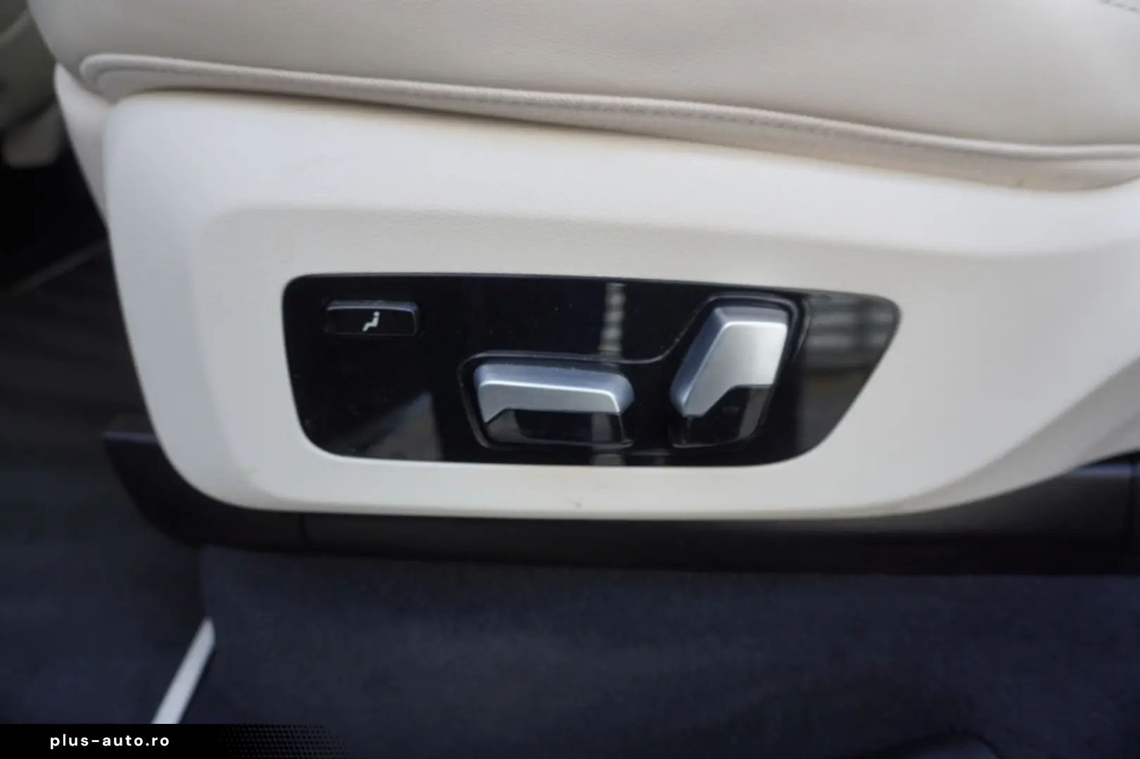 BMW X7 M50i HeadUp Laser AHK SkyLounge Aktivlenkung