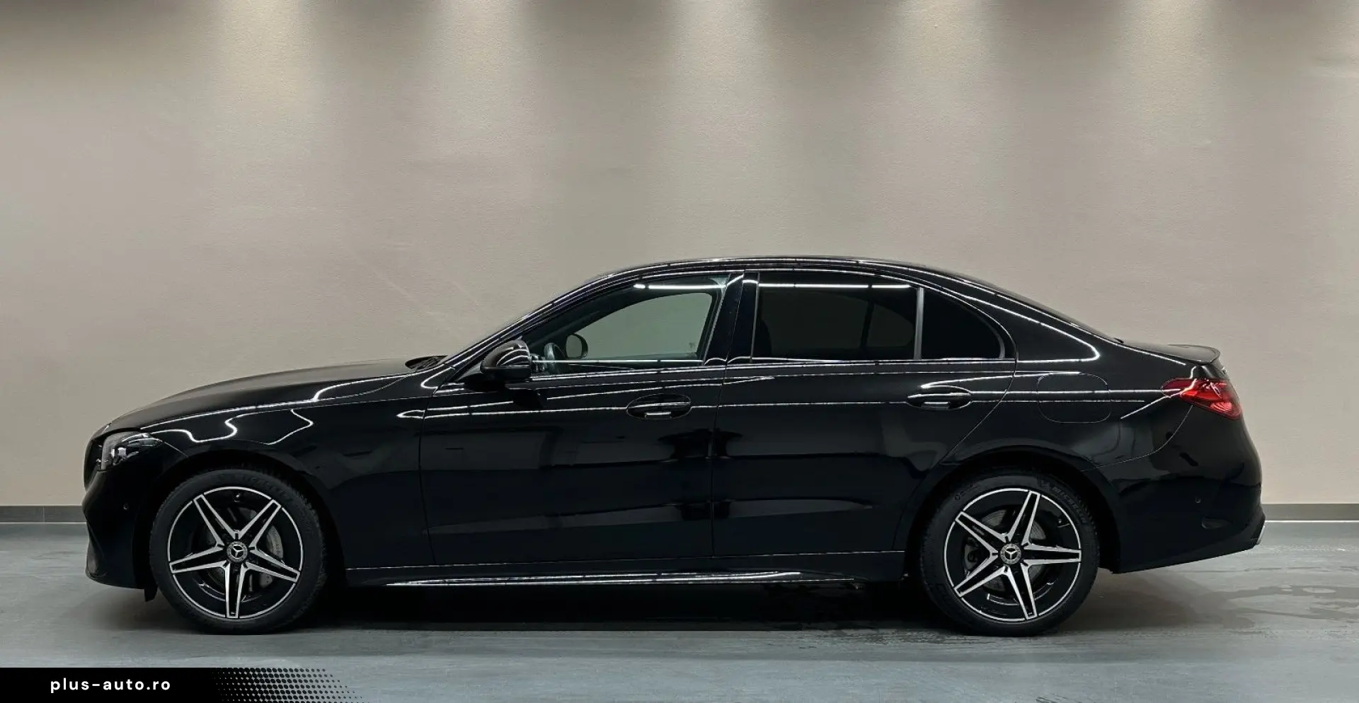 MERCEDES-BENZ C300 E  AMG LINE BURMESTER NIGHT PAKET 1.HAND