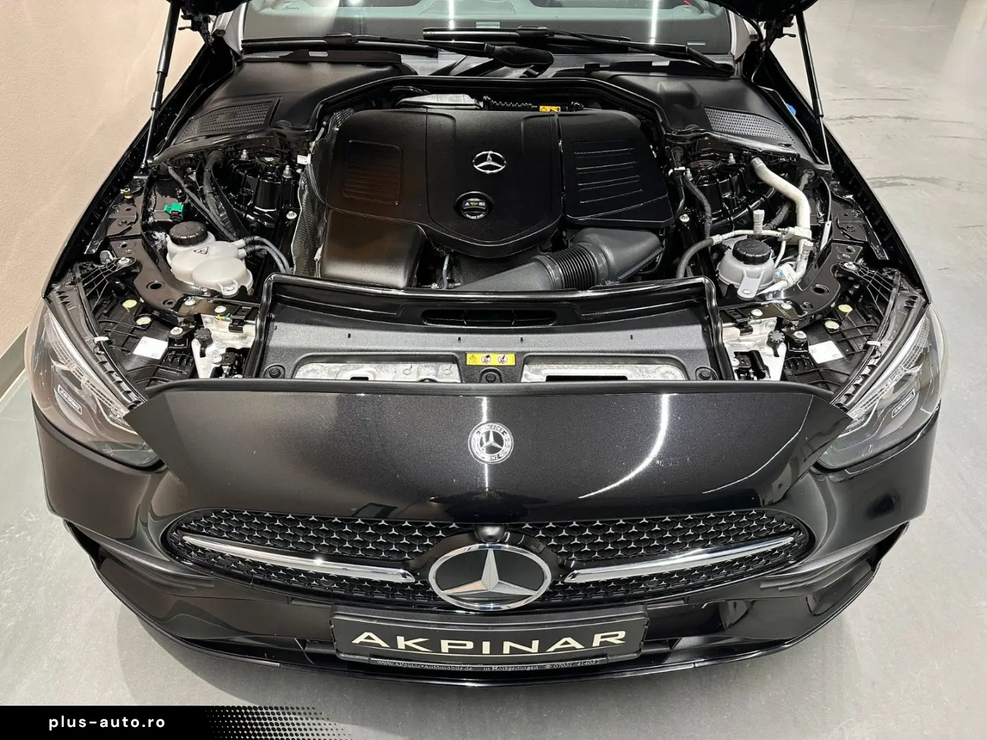 MERCEDES-BENZ C300 E  AMG LINE BURMESTER NIGHT PAKET 1.HAND