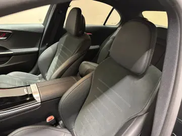 MERCEDES-BENZ C300 E  AMG LINE BURMESTER NIGHT PAKET 1.HAND