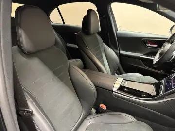 MERCEDES-BENZ C300 E  AMG LINE BURMESTER NIGHT PAKET 1.HAND