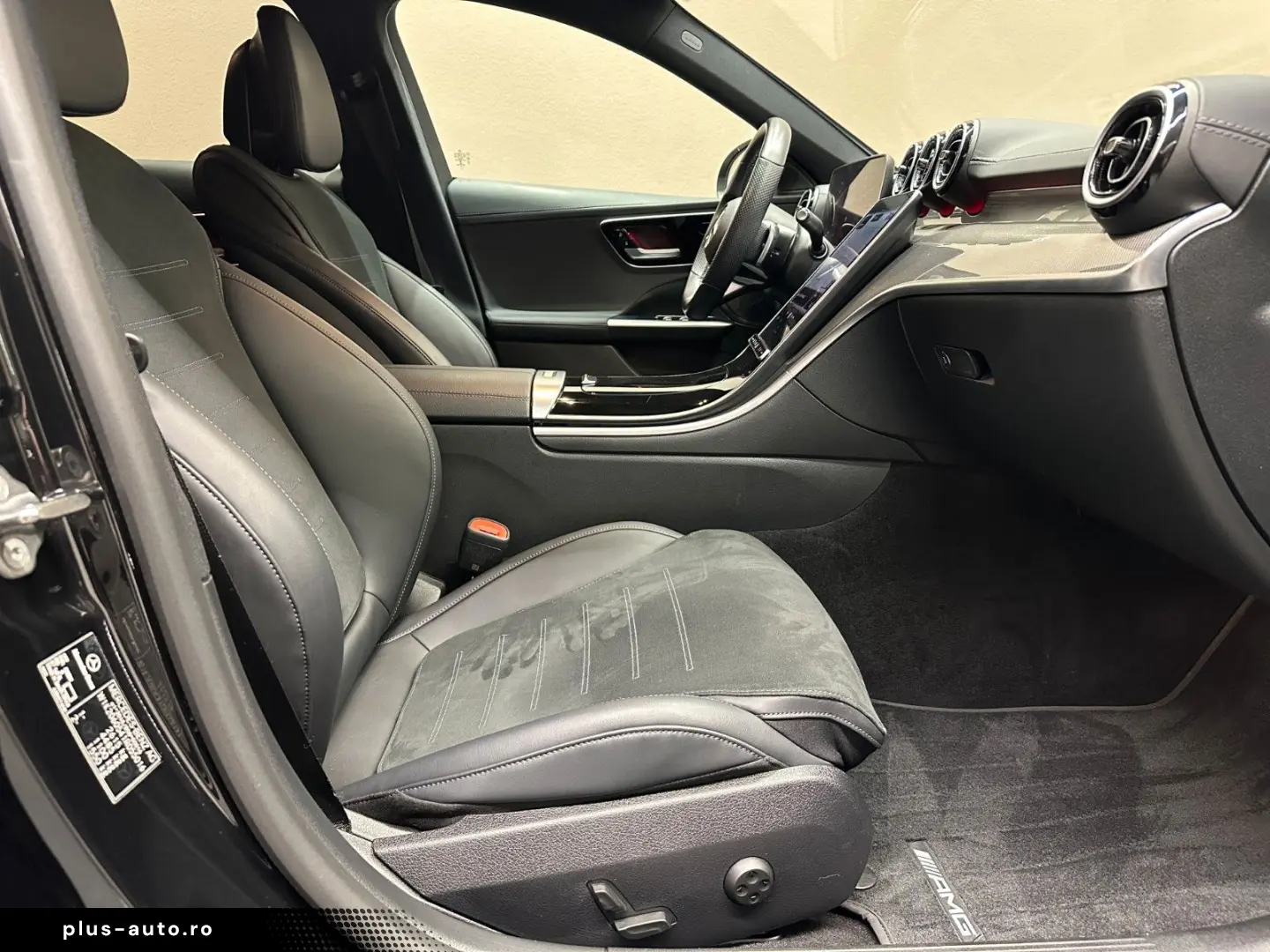 MERCEDES-BENZ C300 E  AMG LINE BURMESTER NIGHT PAKET 1.HAND