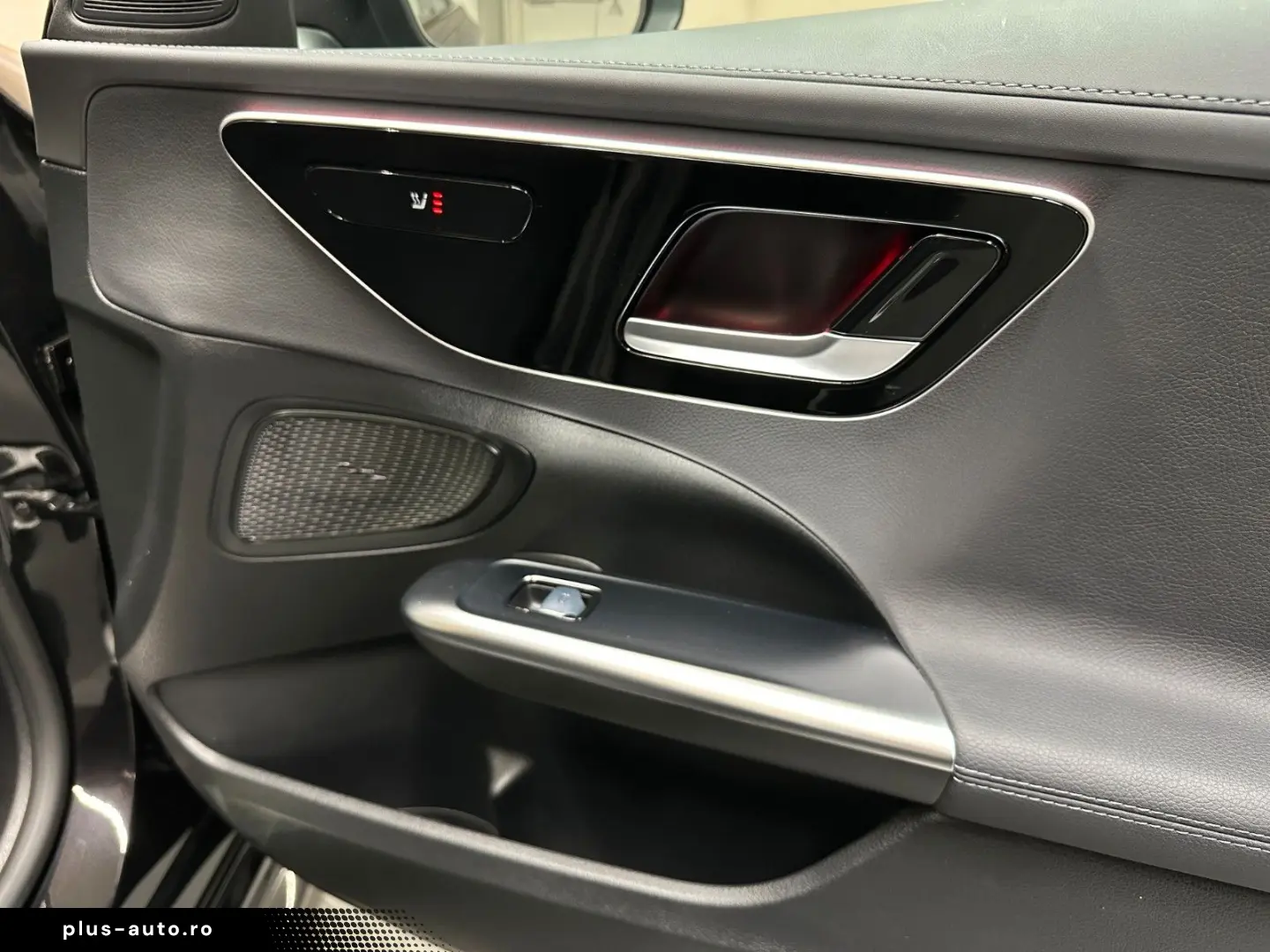 MERCEDES-BENZ C300 E  AMG LINE BURMESTER NIGHT PAKET 1.HAND