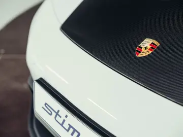 PORSCHE 992.1 GT3 RS  Weiß  Weissach-Paket  PCCB