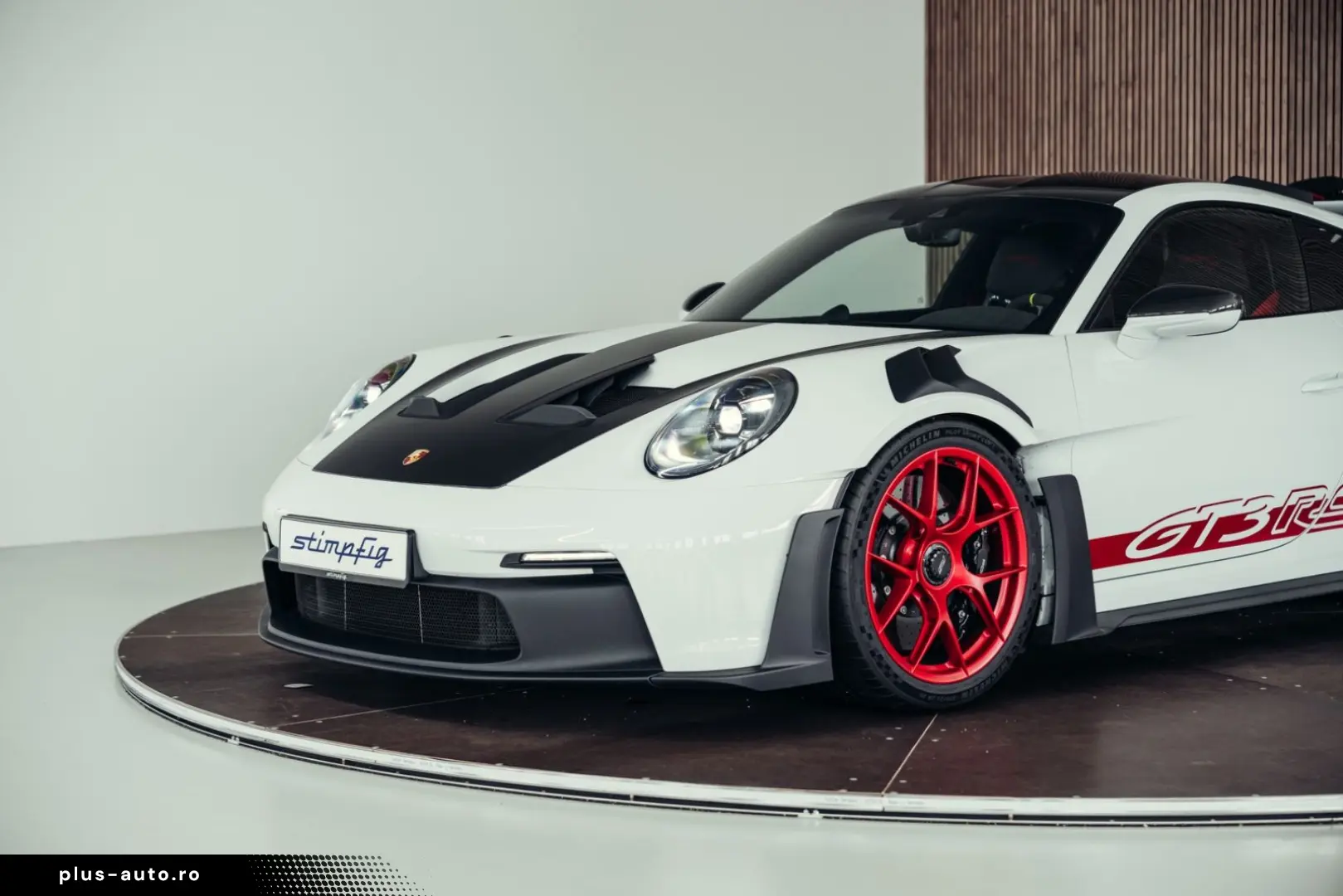 PORSCHE 992.1 GT3 RS  Weiß  Weissach-Paket  PCCB