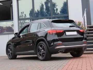 Mercedes-Benz GLA 200d