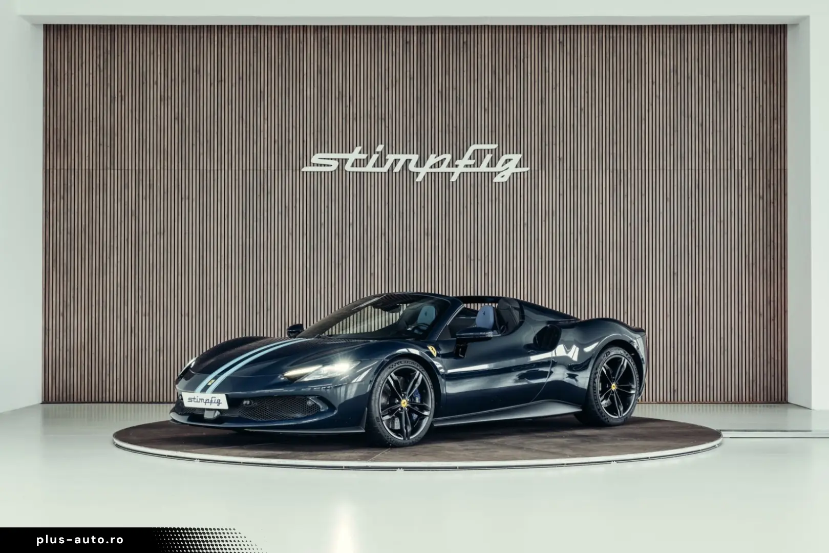 FERRARI 296 GTS  Lift  Blu Pozzi  einlackierte Streifen