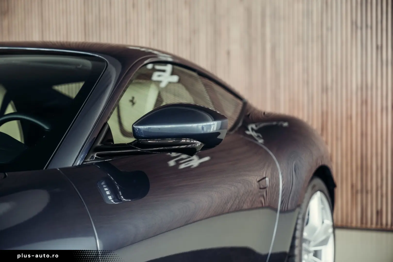 FERRARI Roma  Blu Roma  Crema 3997  Magneride