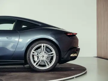 FERRARI Roma  Blu Roma  Crema 3997  Magneride