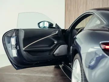 FERRARI Roma  Blu Roma  Crema 3997  Magneride