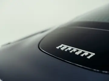 FERRARI Roma  Blu Roma  Crema 3997  Magneride