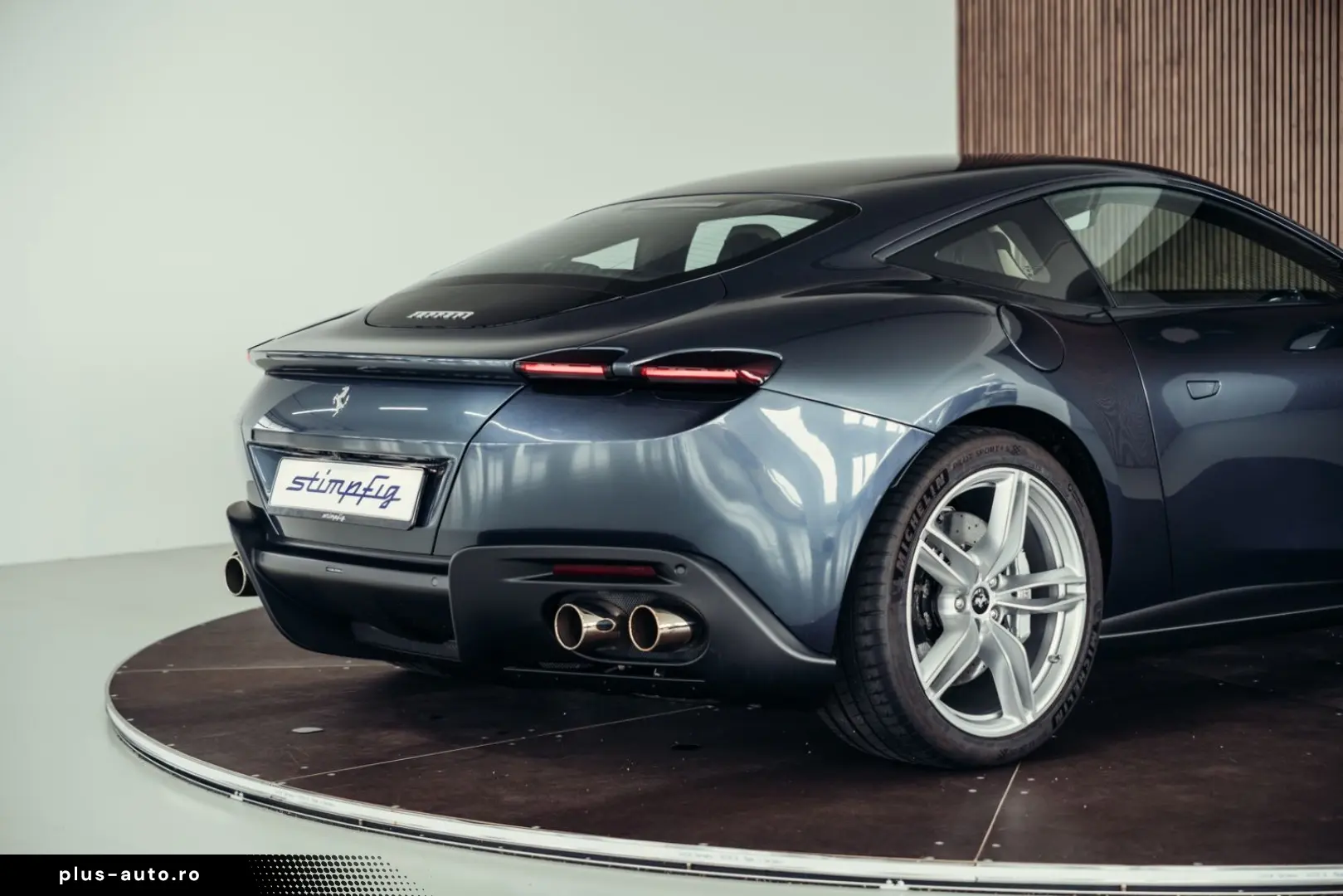 FERRARI Roma  Blu Roma  Crema 3997  Magneride