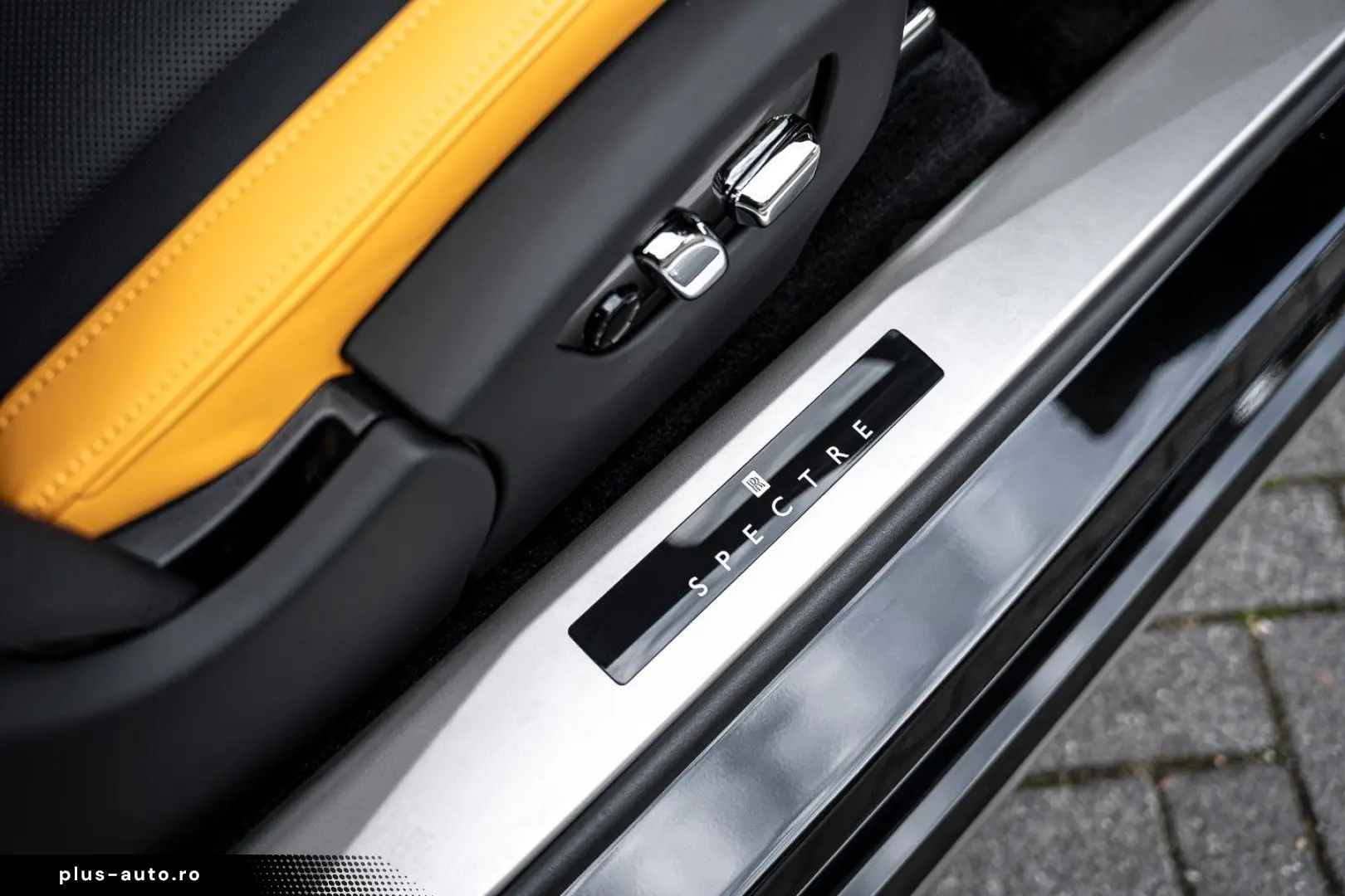 ROLLS ROYCE Spectre - Shooting Star   Bespoke Audio   2025