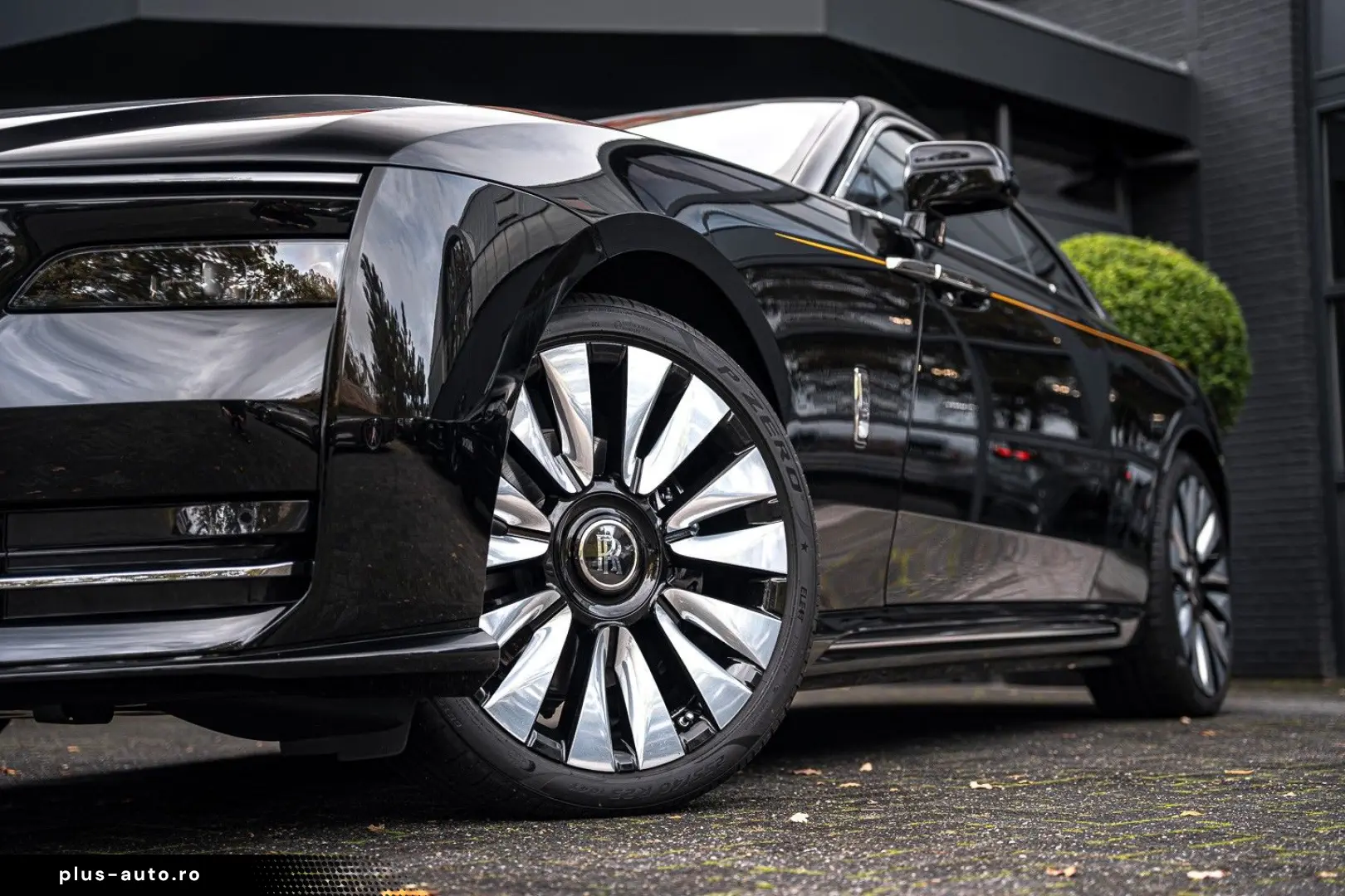 ROLLS ROYCE Spectre - Shooting Star   Bespoke Audio   2025