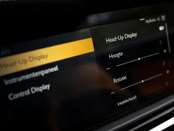 ROLLS ROYCE Spectre - Shooting Star   Bespoke Audio   2025